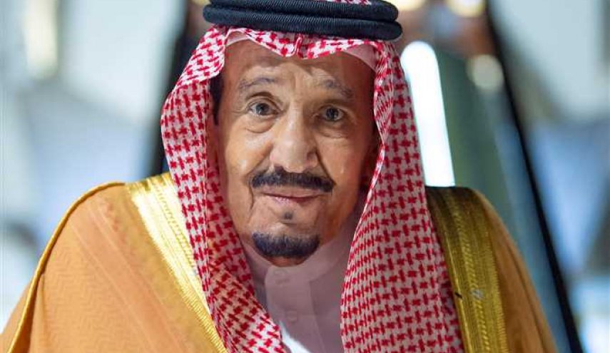رسالة خطية من ملك السعودية الى أمير الكويت الجديد، ماذا جاء فيها؟