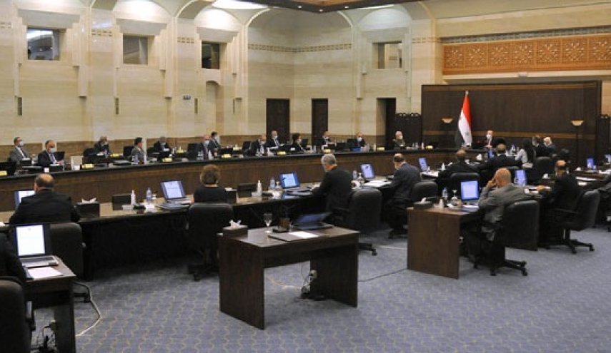 الحكومة السورية تصدر توجيهات خاصة بالمتضررين من الحرائق