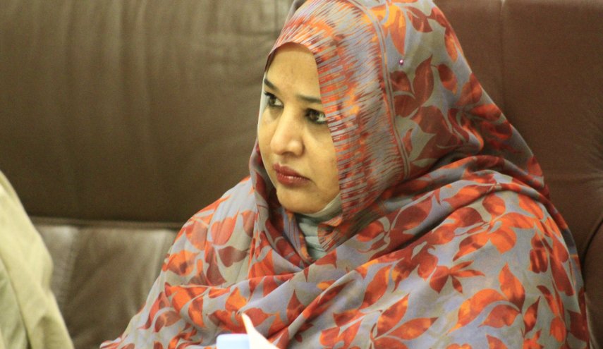 صور زوجة البشير تثير ضجة كبيرة بالسودان..شاهد