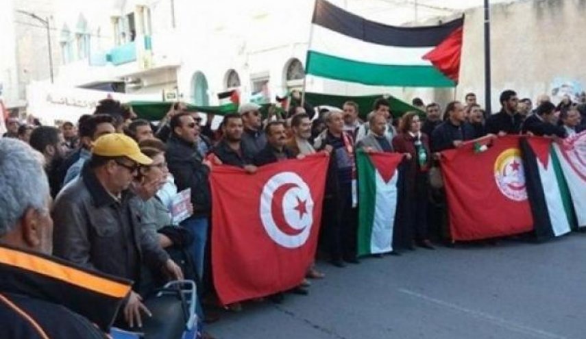 وقفة تضامنية في تونس دعما للأسير الأخرس
