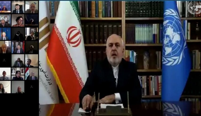 ظريف: على المنطقة أن تختار بين السلام أو انعدام الامن