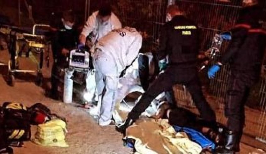 طعن سيدتين مسلمتين بجوار برج إيفل!