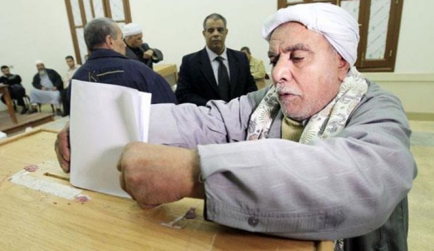 بدء التصويت لانتخاب برلمان جديد في مصر