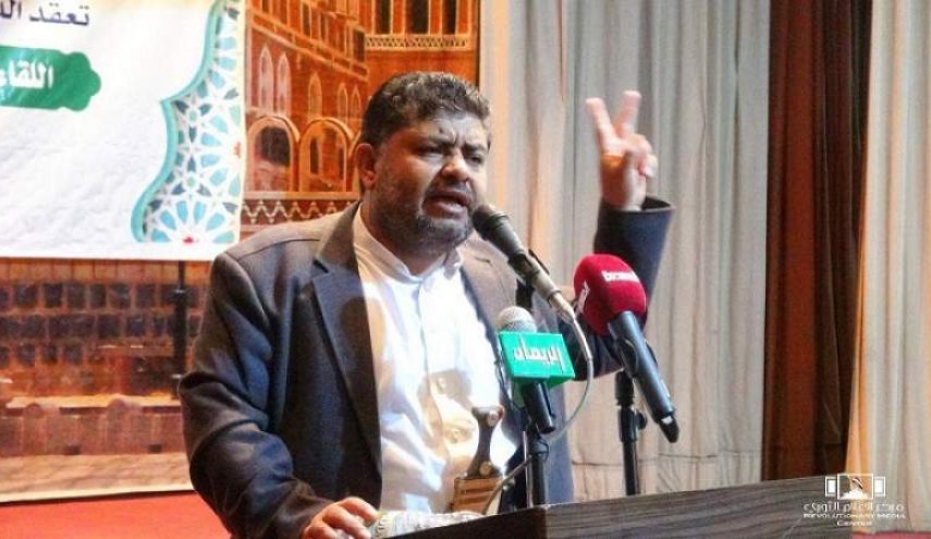 الحوثي يطالب بإقرار قانون يجرم الإساءات للأنبياء والرسل