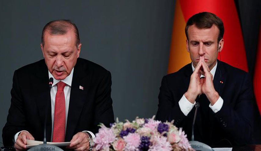 فرنسا تستدعي سفيرها لدى أنقرة عقب تصريح إردوغان