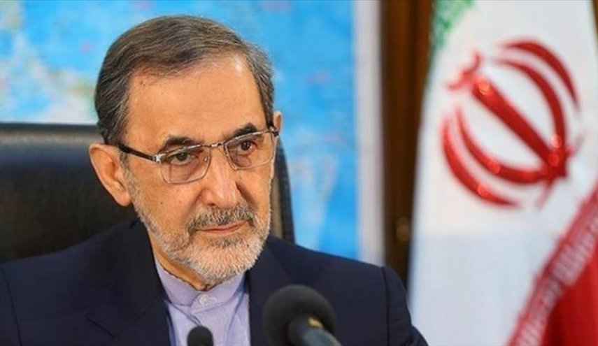 ولايتي: ايران تدعم ارساء السلام والاستقرار في افغانستان