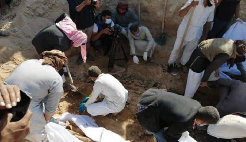 اكتشاف مقبرة جماعية لأبناء عشيرة 