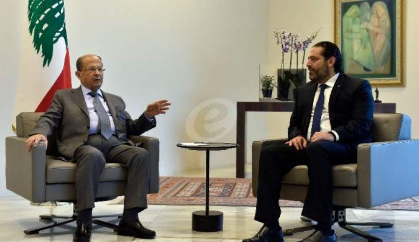 الرئيس عون يستكمل مع الحريري درس ملف تشكيل الحكومة