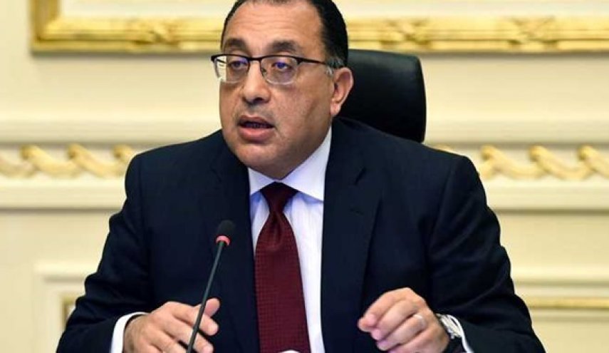رئيس الوزراء المصري يصل الى بغداد