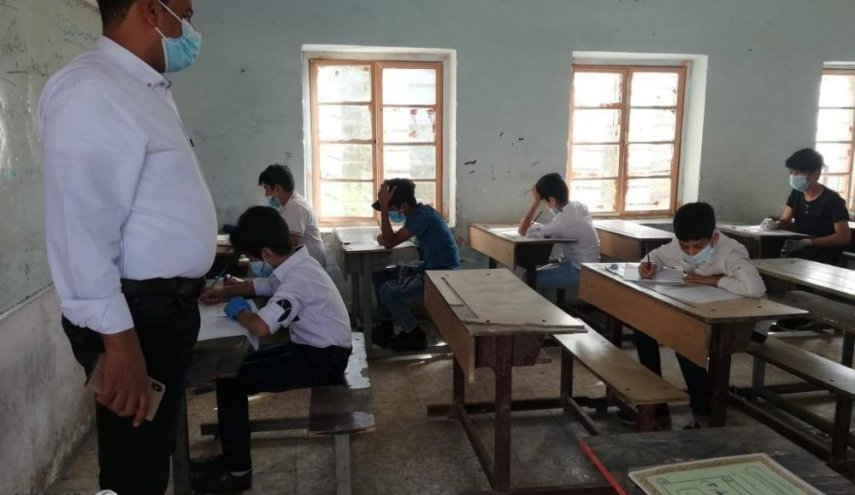 العراق يقلص المناهج ويحدد أعداد الطلبة في العام الدراسي الجديد
