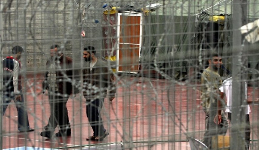 مطالبات فلسطينية بإجبار الاحتلال على الالتزام بالقوانين الصحية في السجون
