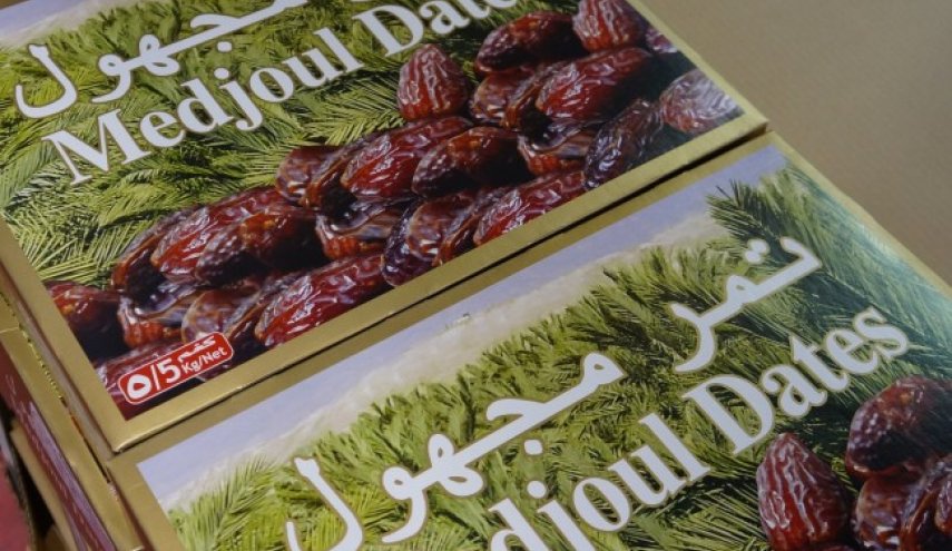 ارسال اول شحنة تمر 'اسرائيلي' الى دول خليجية