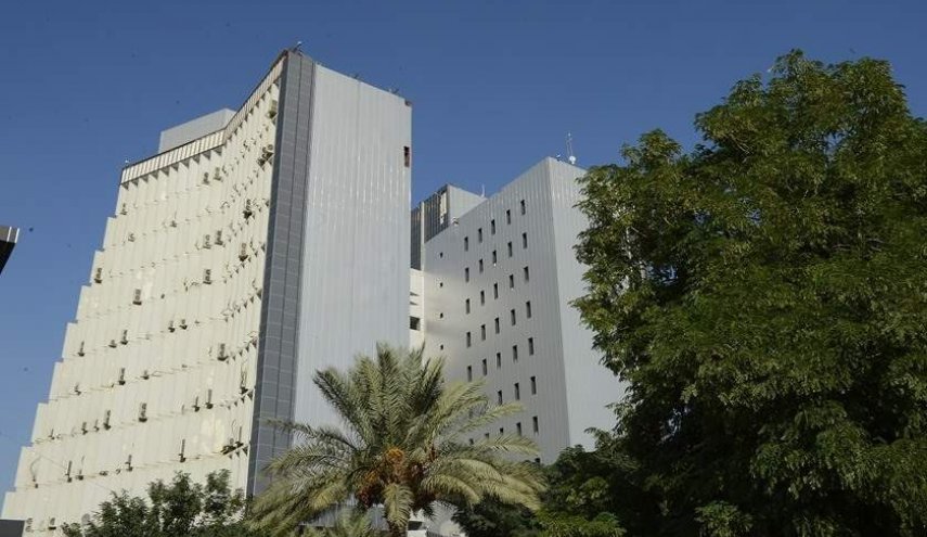المالية العراقية تعلق على اطروحة الصدر لسد العجز المالي
