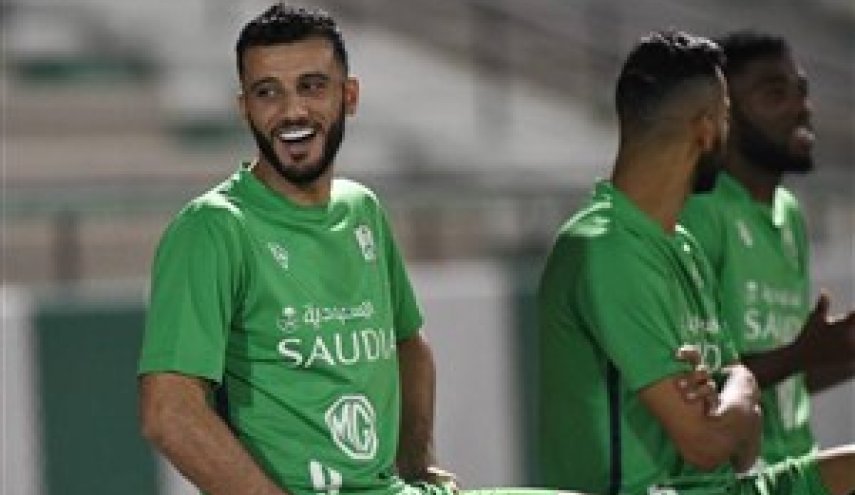 بالفيديو..السومة يثير الجدل بإشارة غريبة في مباراة العين 