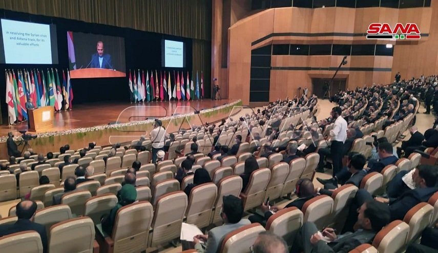 إيران تقترح إنشاء صندوق دولي لإعادة إعمار سوريا