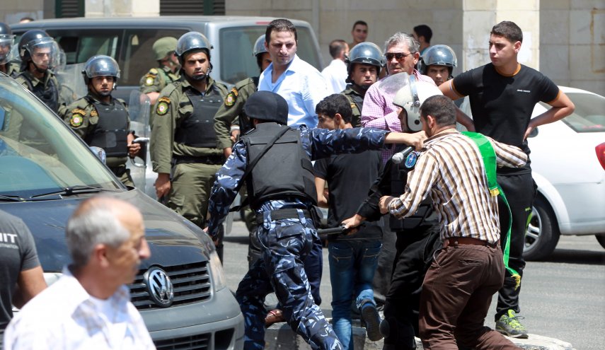 119 انتهاكًا لأجهزة السلطة في الضفة خلال أكتوبر