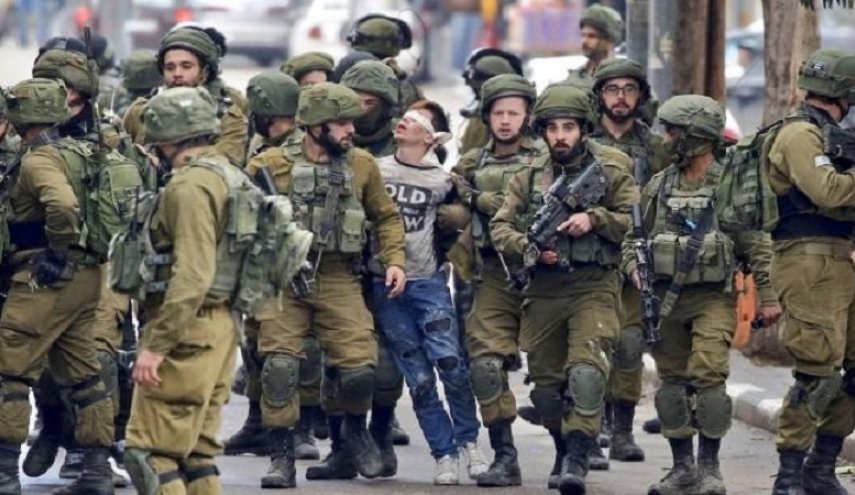 اعتقال أكثر من 400 طفل فلسطيني منذ بداية العام