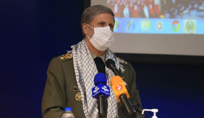 ايران: تدشين المدمرة 