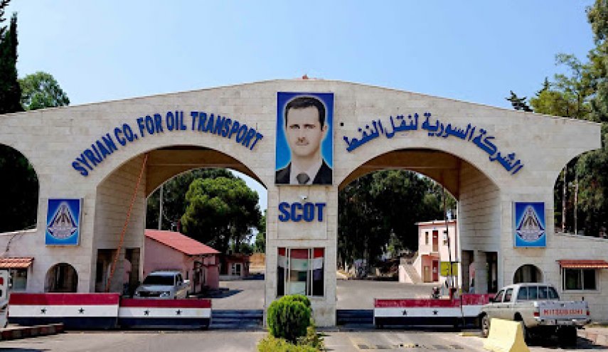 عامل سوري يعثر على حقيبة في داخلها ملايين