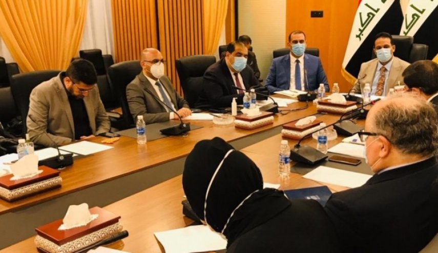رواتب الموظفين العراقيين في كانون الثاني تواجه تحدٍ جديد
