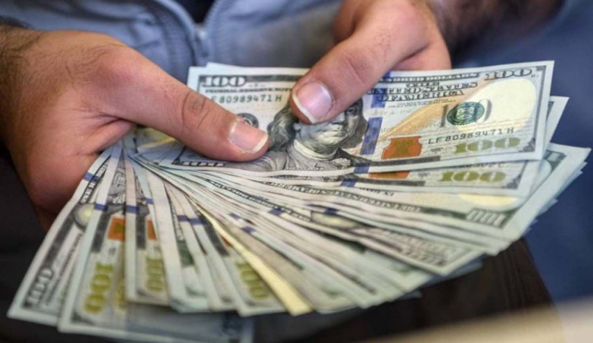 دولار القذافي المجمد يروج له المسلحون في شمال سوريا..ومادخل الاتراك؟