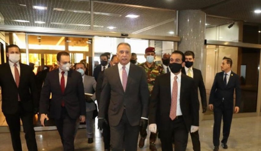 الكاظمي يصل إلى مبنى البرلمان لتقديم العزاء