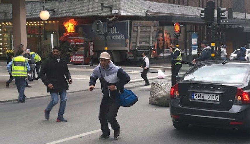 وفاة رجل في حادث دهس بناقلة جنود مدرعة في روسيا
