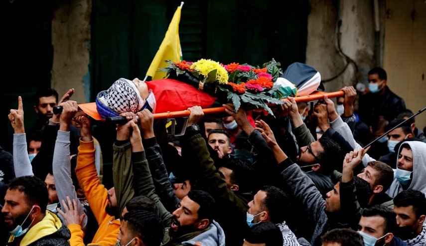 مواجهات مع قوات الاحتلال بعد استشهاد طفل فلسطيني شمال رام الله