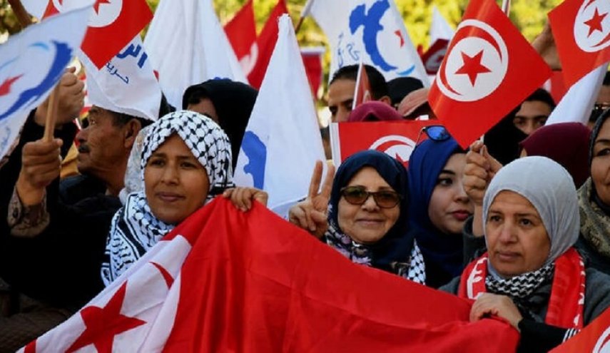 إقالات ودعوة لـ'يوم غضب' في تونس إثر مقتل طبيب شاب