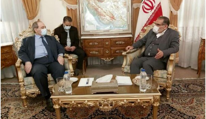 شمخاني: امريكا تعمل على دعم خلايا داعش الارهابية في المنطقة