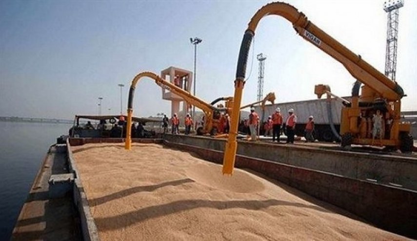 ما حقيقة اختفاء 500 طن من حمولة باخرة قمح بمرفأ اللاذقية؟