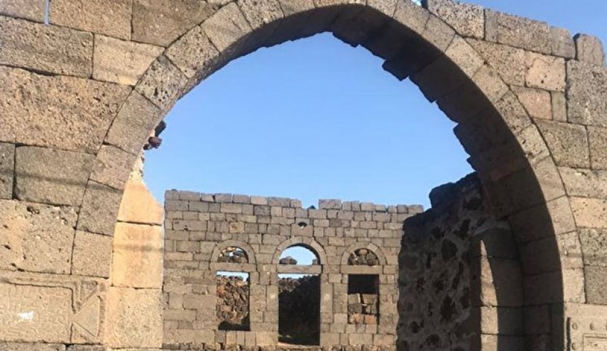 اغرب قصة لبلدة نجران السورية.. نصف بالشام وآخر باليمن