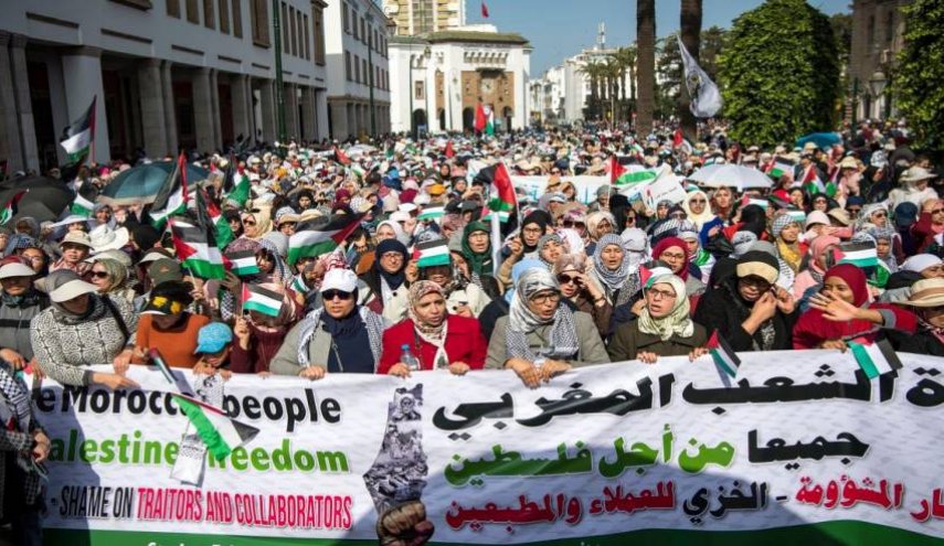 غضب في المغرب بعد إعلان التطبيع مع الإحتلال
