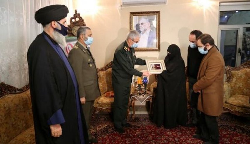 اميركا والكيان الصهيوني سيدفعان ثمن جريمة اغتیال العالم فخري زادة