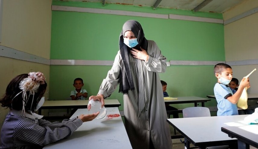 لاحتواء كورونا..إغلاق المدارس وتوقف التنقل بين المناطق الفلسطينية 