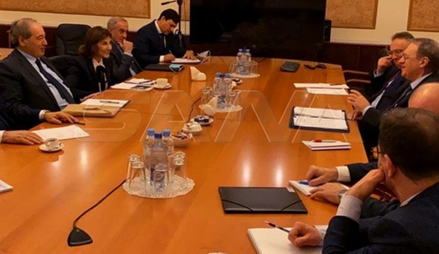 المقداد يلتقي كبار المسوؤلين الروس لبحث تطورات الأوضاع في سوريا
