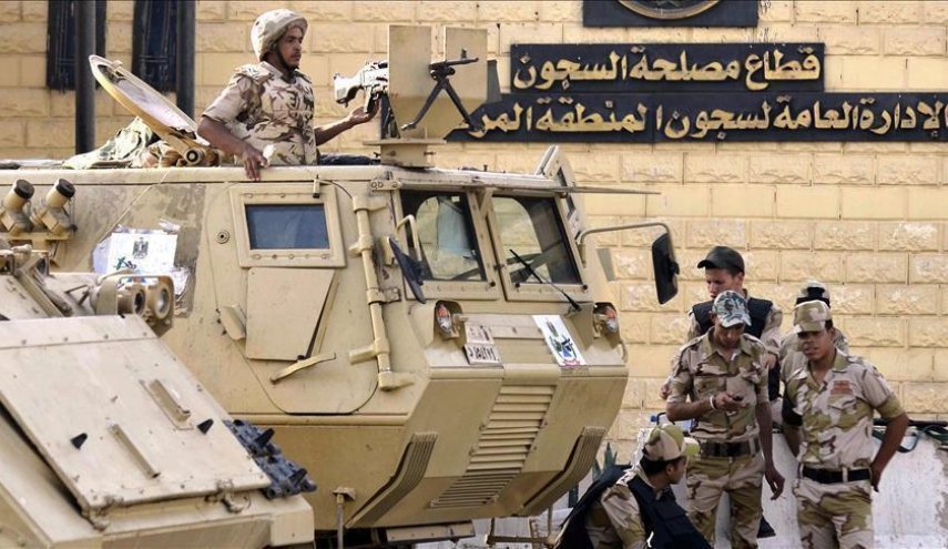النظام المصري ينفي وجود عقاب جماعي لسجناء 'العقرب'