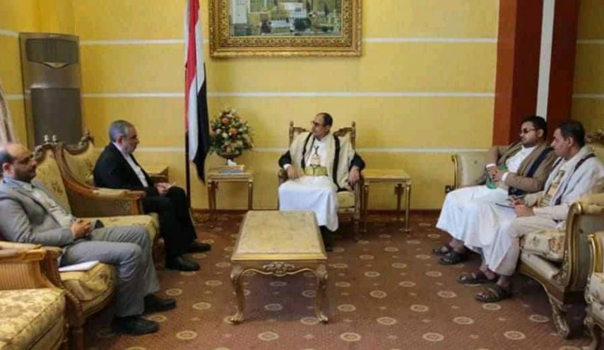 وزير الإعلام اليمني والسفير الإيراني بصنعاء يبحثان جوانب التعاون الإعلامي