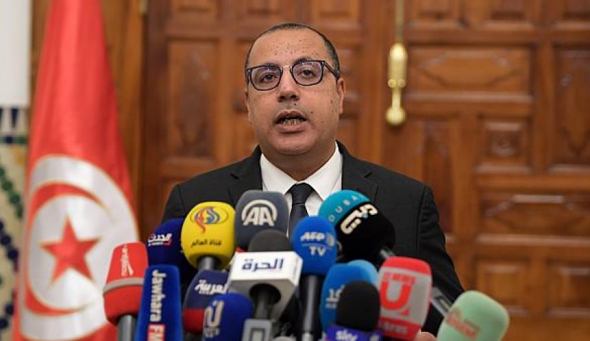 تونس..إقالة وزير البيئة بسبب نفايات إيطالية