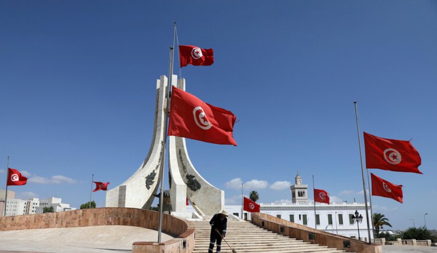 توقيف وزير البيئة التونسي على خلفية ملف النفايات المستوردة من إيطاليا