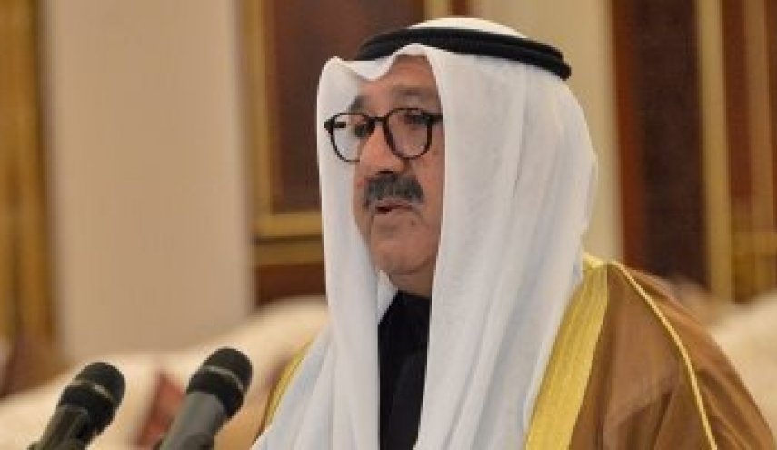 بعد 80 يوما على وفاة والده.. نجل امير الكويت الراحل يوارى الثرى