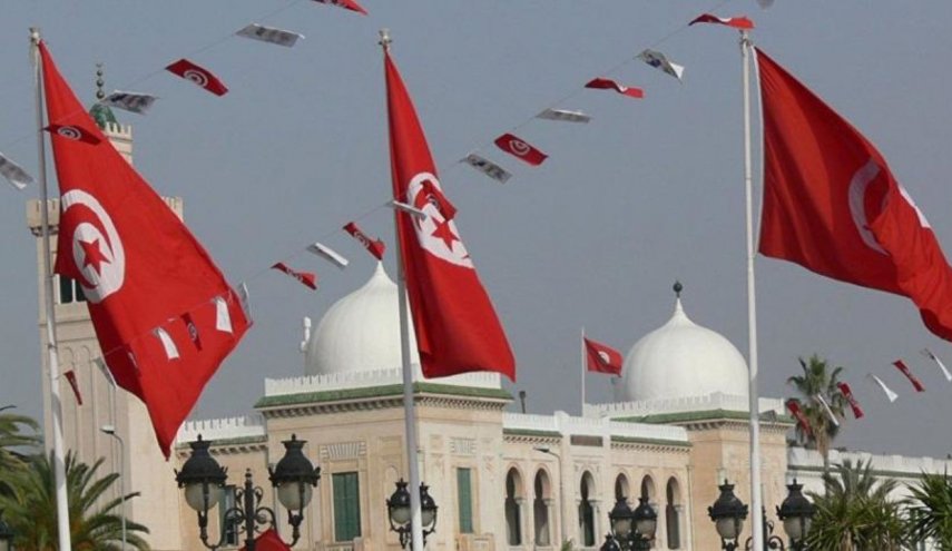 تمديد حالة الطورائ في تونس لستة أشهر اضافية