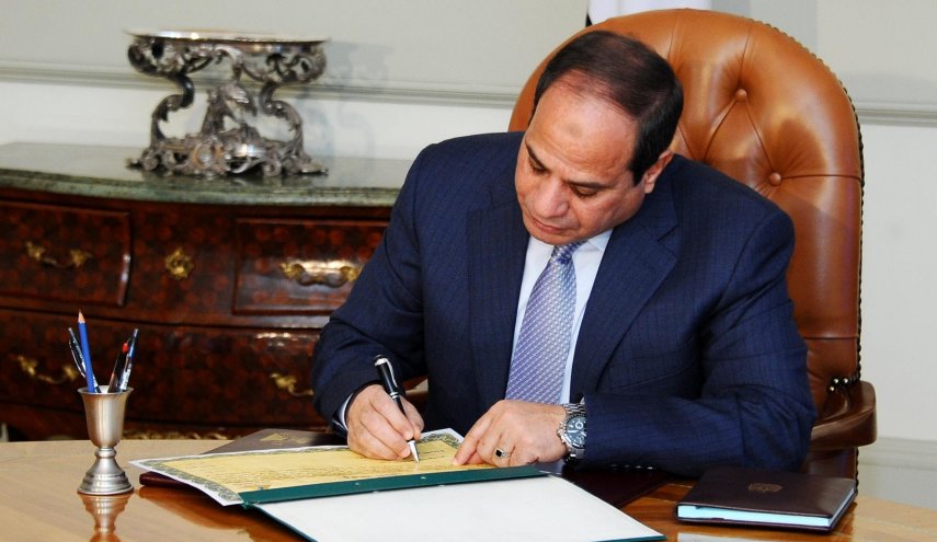السيسي يهاتف تبون..ماذا قال لنظيره الجزائري وما تمناه له ؟ 