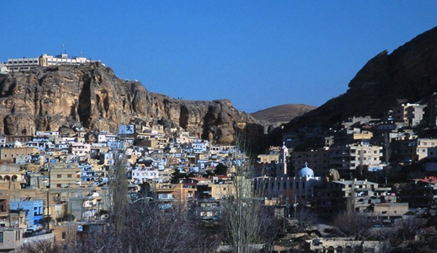 بعد إعفاء محافظ ريف دمشق.. توقيفات تطال رؤساء بلديات 