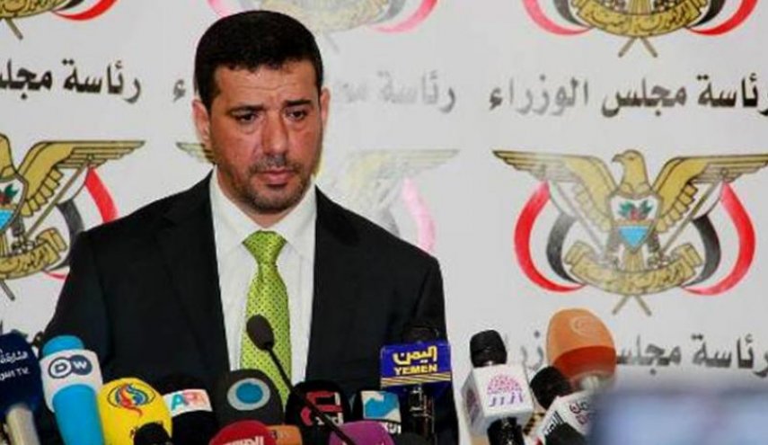 خلافات بين مرتزقة العدوان.. الإنتقالي يطالب طرد ناطق حكومة هادي
