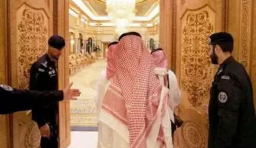 ابن سلمان يواصل الإنتقام من نجل ملك سعودي سابق وهذا ما فعله به!