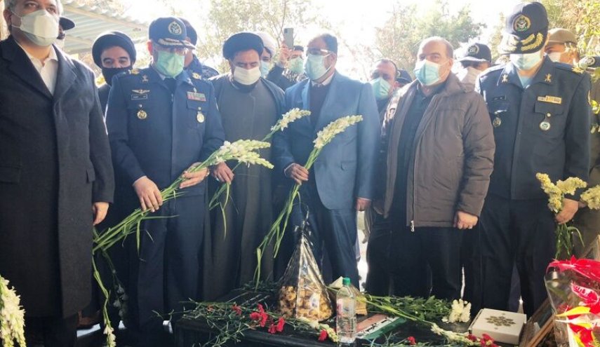 
العميد نصيرزاده : مستعدون دوما للرد على جميع أنواع تهديدات الأعداء