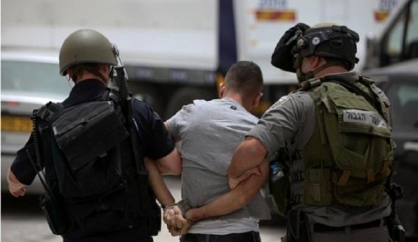 الاحتلال يعتقل 14 فلسطينيا ويقتلع الف شجرة بسلفيت