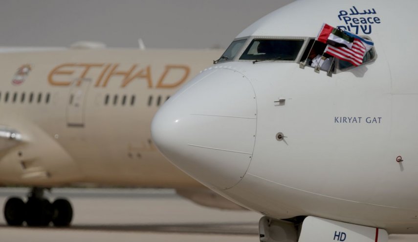 الاتحاد الإماراتية توقع اتفاقا جديدا مع الاحتلال