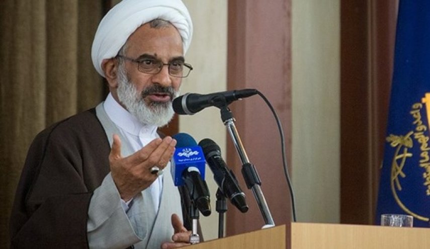 استشهاد الفريق سليماني ضاعف سرعة افول الاستكبار العالمي